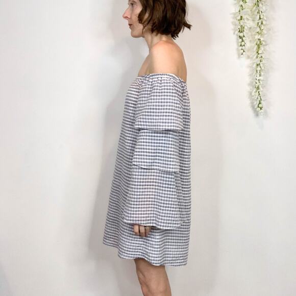 WAYF gingham print picnic dress flared tiered sleeves blue white strapless 3264 - Picture 3 of 12